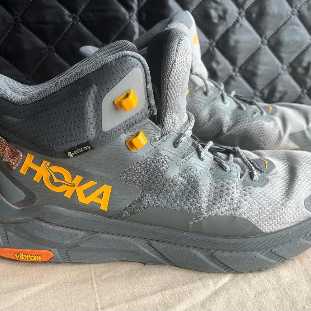 HOKA One Mens 11.5 One Trail Code GTX Hiking Boots Gore-Tex Vibram Trail Grey